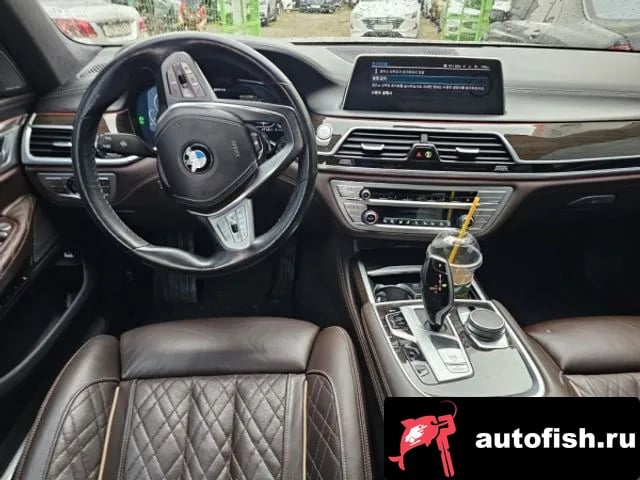 BMW 7-Series 7 Series (G11) 2021 года - похожие автомобили