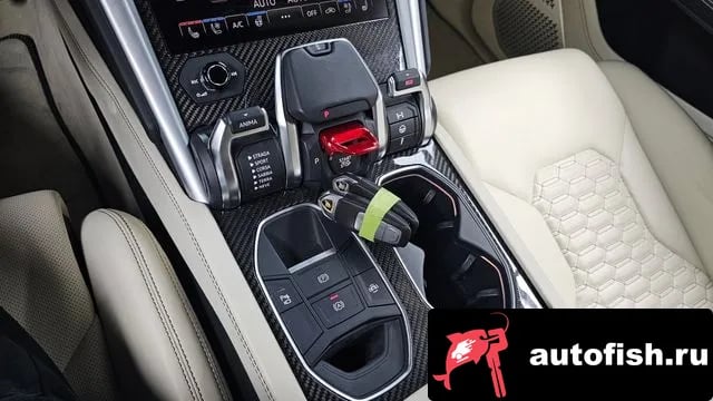 Lamborghini Urus Urus 2020 года - похожие автомобили