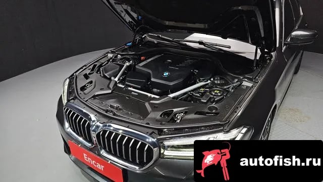 BMW 5-Series 5 Series (G30) 2021 года - вид 6