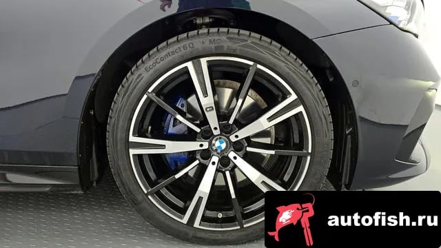 BMW 5-Series 5 Series (G60) 2025 года - вид 5