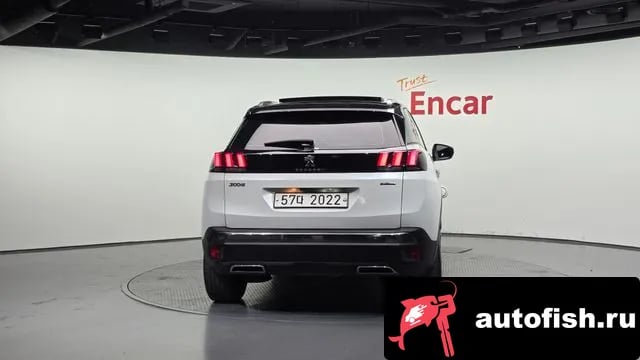 Peugeot 3008 3008 second generation 2018 года - вид 4
