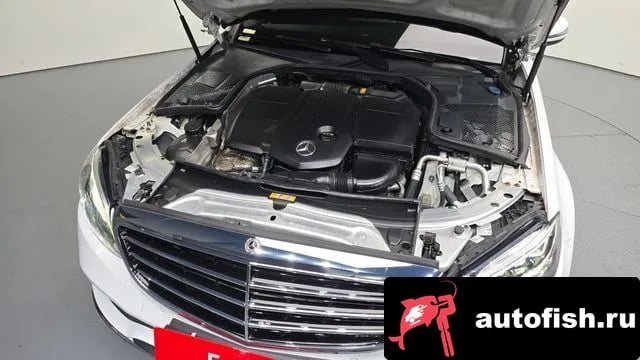 Mercedes-Benz C-Class C-Class W205 2019 года - вид 6