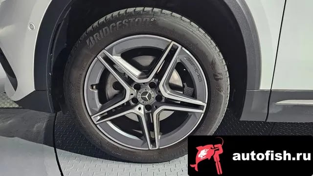 Mercedes-Benz GLA-Class GLA - Class H247 2023 года - вид 5