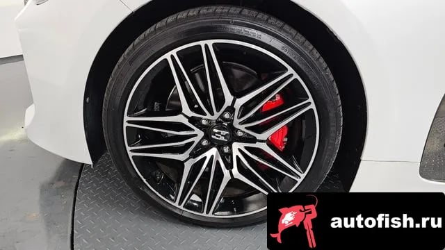 Kia Stinger Stinger Meister 2021 года - похожие автомобили