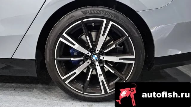 BMW 5-Series 5 Series (G60) 2025 года - вид 5