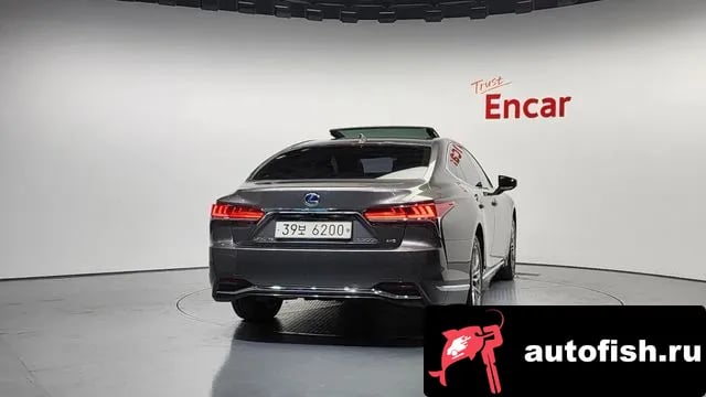 Lexus LS LS500h 5th generation 2018 года - вид 4
