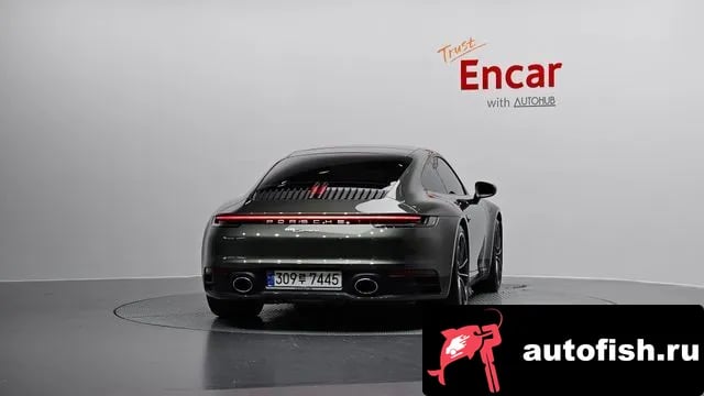 Porsche 911 911 (992) 2022 года - вид 4