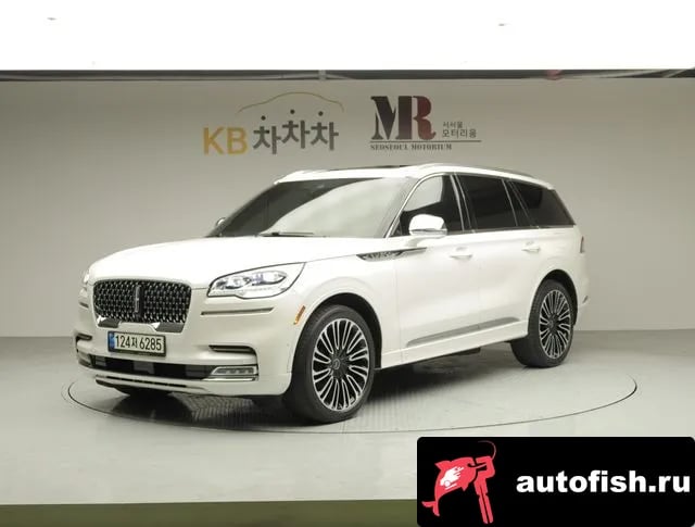 Lincoln Aviator Aviator 2nd generation 2021 года - вид 3