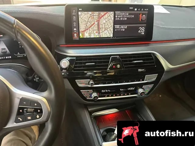 BMW 5-Series 5 Series (G30) 2022 года - вид 3