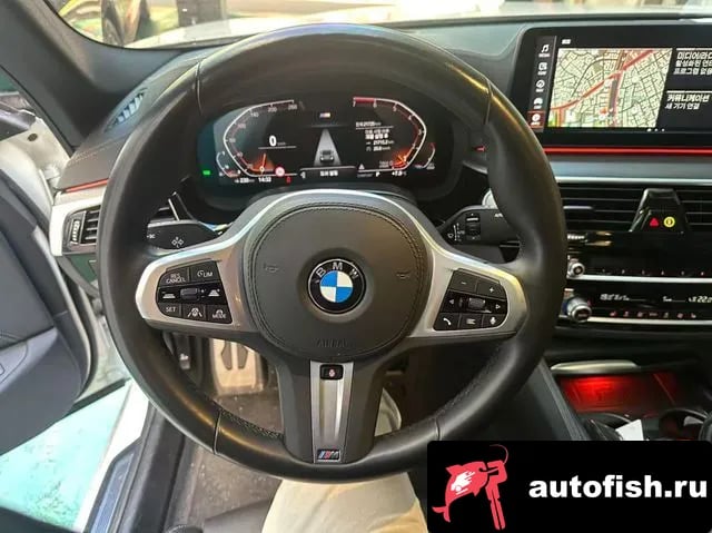 BMW 5-Series 5 Series (G30) 2022 года - вид 6