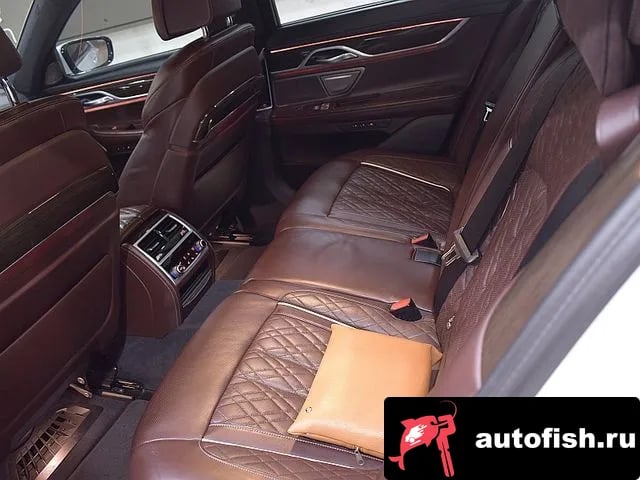 BMW 7-Series 7 Series (G11) 2021 года - вид 6