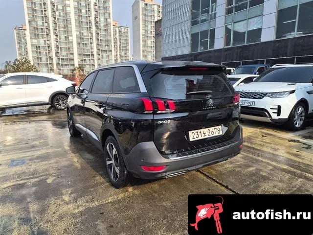 Peugeot 5008 5008 second generation 2019 года - вид 3