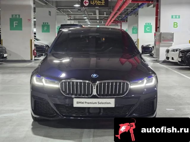 BMW 5-Series 5 Series (G30) 2022 года - вид 2