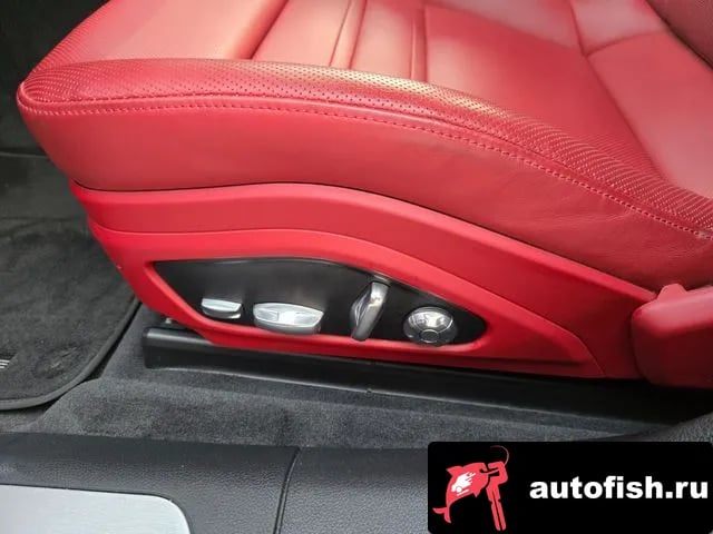 Porsche Panamera Panamera (971) 2020 года - похожие автомобили