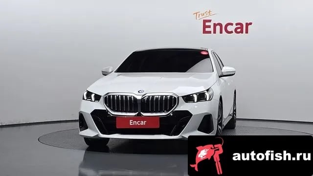 BMW 5-Series 5 Series (G60) 2025 года - вид 3