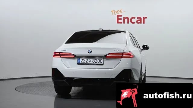 BMW 5-Series 5 Series (G60) 2025 года - вид 4