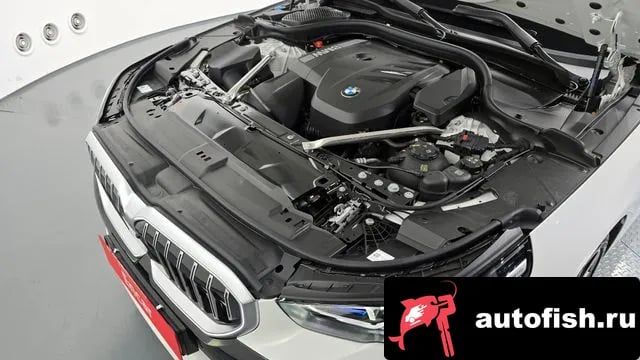 BMW 5-Series 5 Series (G60) 2025 года - вид 6