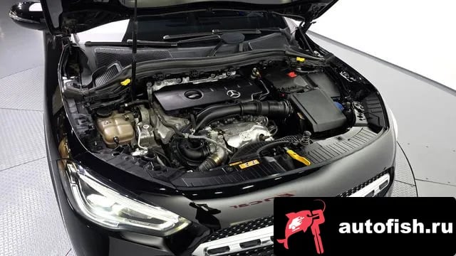 Mercedes-Benz GLA-Class GLA - Class H247 2020 года - вид 6