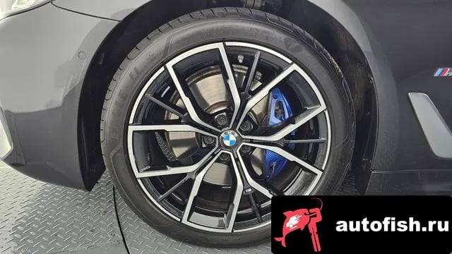 BMW 5-Series 5 Series (G30) 2022 года - вид 5
