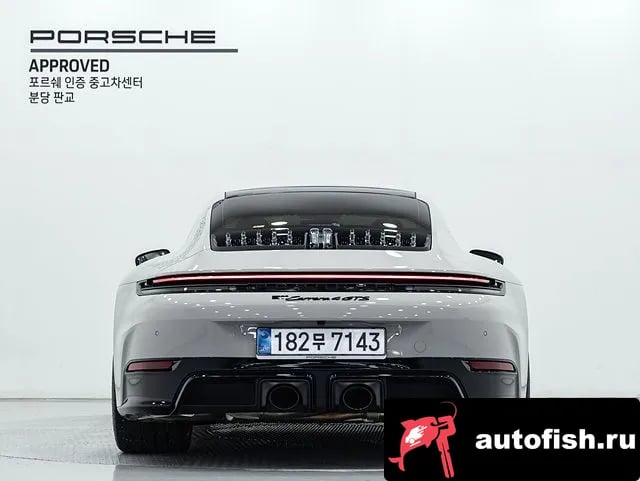 Porsche 911 911 (992) 2025 года - вид 4