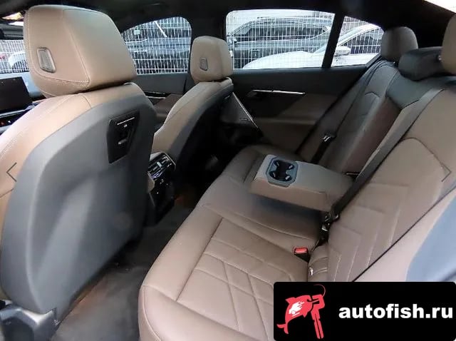 BMW 5-Series 5 Series (G60) 2024 года - вид 6