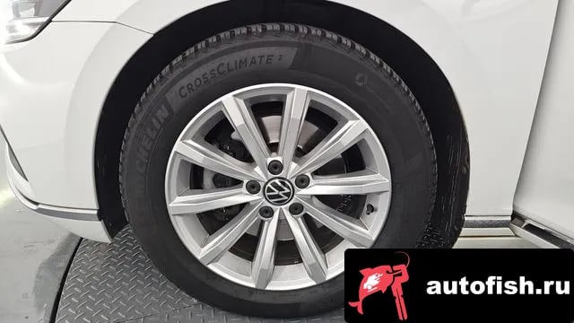 Volkswagen Passat Passat GT (B8) 2021 года - вид 5