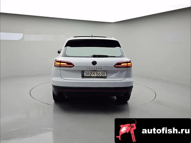 Volkswagen Touareg Tuareg 3rd generation 2021 года - вид 2