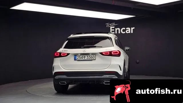 Mercedes-Benz GLA-Class GLA - Class H247 2020 года - вид 4