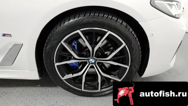 BMW 5-Series 5 Series (G30) 2022 года - вид 5