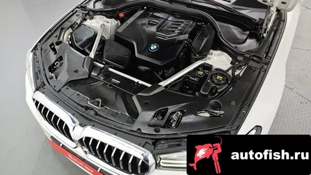 BMW 5-Series 5 Series (G30) 2022 года - вид 6