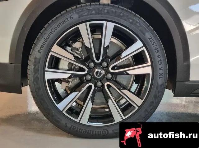 Volvo V60 V60 Cross-country 2nd Generation 2025 года - похожие автомобили