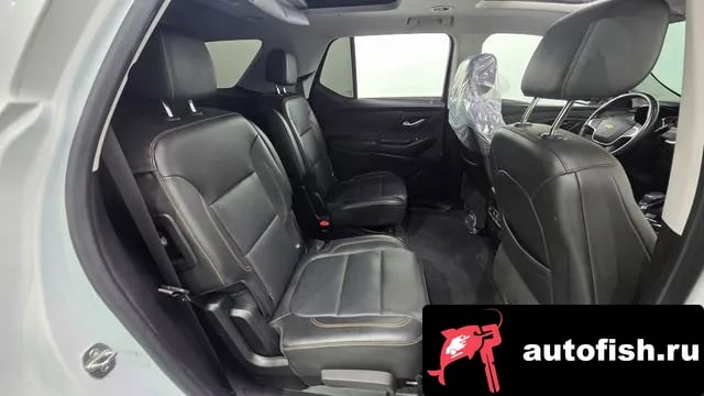 Chevrolet (GM Daewoo) Traverse Traverse 2021 года - похожие автомобили