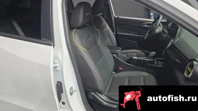 Chevrolet (GM Daewoo) Trax Trax Crossover 2025 года - похожие автомобили