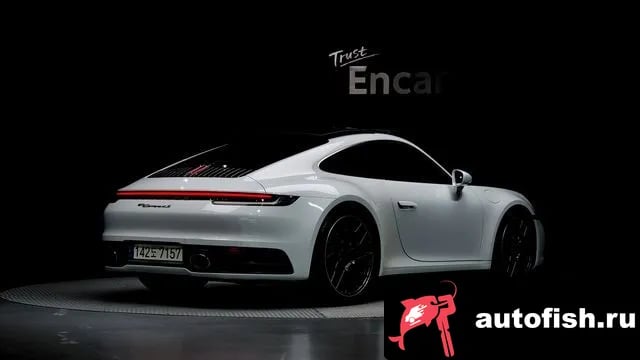 Porsche 911 911 (992) 2021 года - вид 2