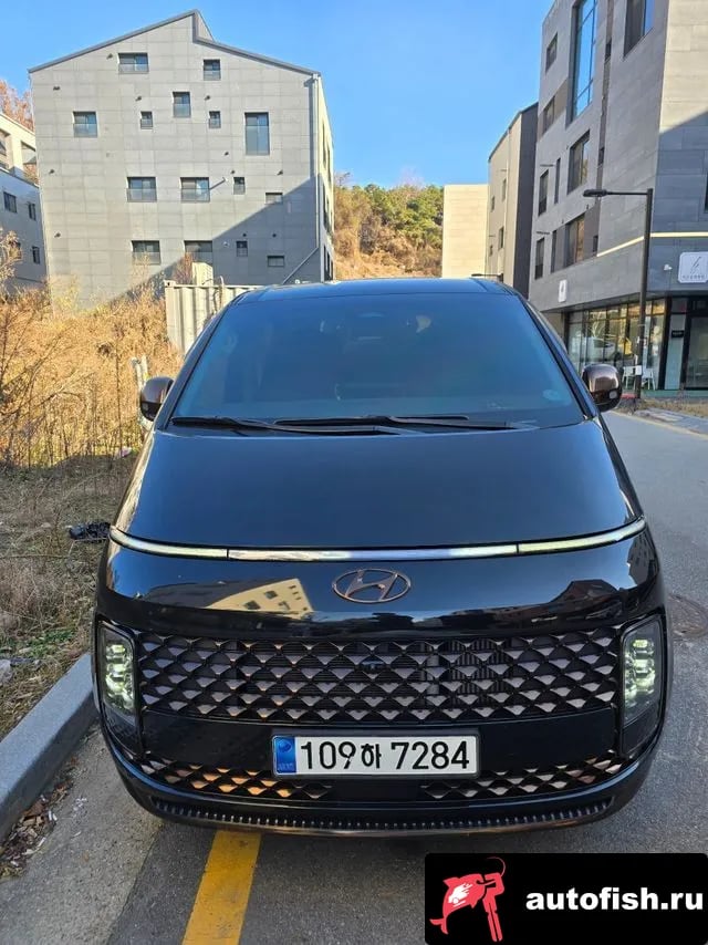 Hyundai Staria Staria 2023 года - вид 1