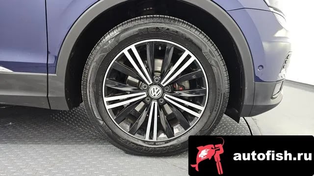 Volkswagen Tiguan Tiguan second Generation 2019 года - вид 5