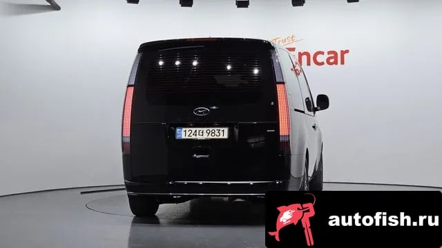 Hyundai Staria Staria 2021 года - вид 4