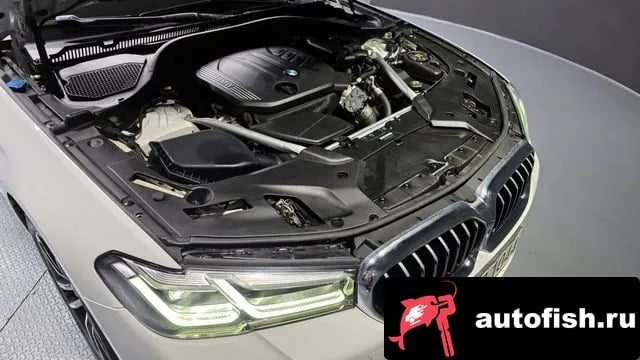 BMW 5-Series 5 Series (G30) 2021 года - вид 6