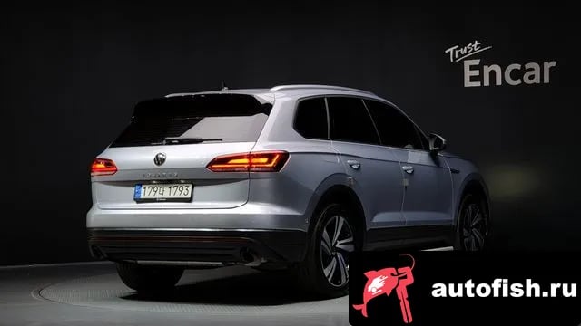 Volkswagen Touareg Tuareg 3rd generation 2020 года - вид 2