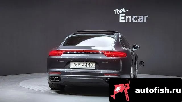 Porsche Panamera Panamera (971) 2018 года - вид 4