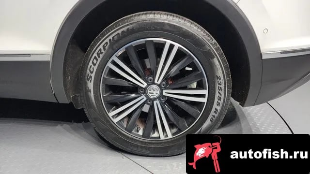 Volkswagen Tiguan Tiguan second Generation 2020 года - вид 5
