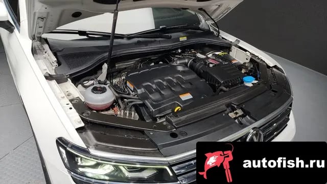 Volkswagen Tiguan Tiguan second Generation 2020 года - вид 6