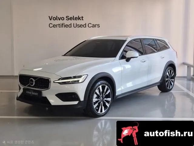Volvo V60 V60 Cross-country 2nd Generation 2025 года - автомобиль из Южной Кореи