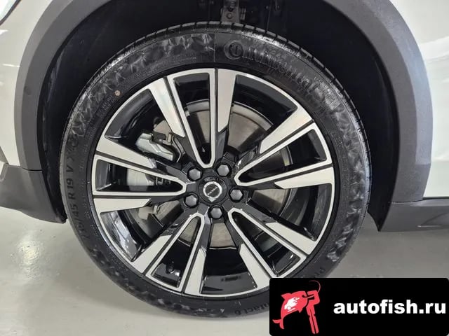 Volvo V60 V60 Cross-country 2nd Generation 2025 года - вид 5