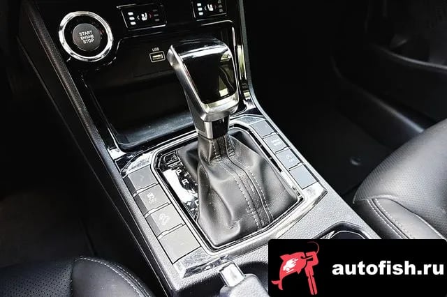 KG Mobility (Ssangyong) KORANDO Beautiful Korando 2019 года - похожие автомобили