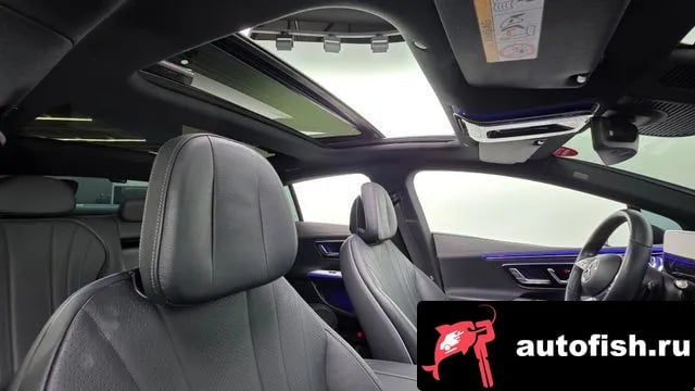 Mercedes-Benz EQE EQE V295 2022 года - похожие автомобили