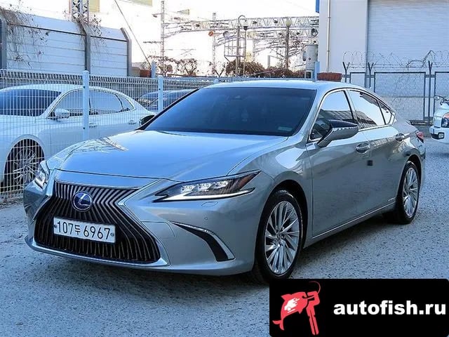 Lexus ES ES300h 7th generation 2020 года - вид 2