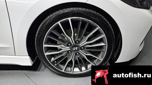 Hyundai AVANTE Avante AD 2017 года - вид 5