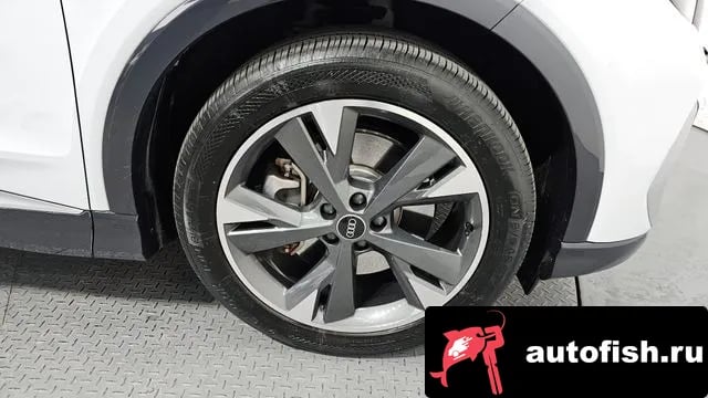Audi Q4 e-tron Q4 e-Tron (F4) 2022 года - вид 5