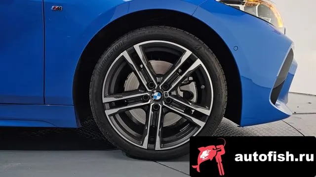 BMW 1-Series 1 Series (F40) 2024 года - вид 4